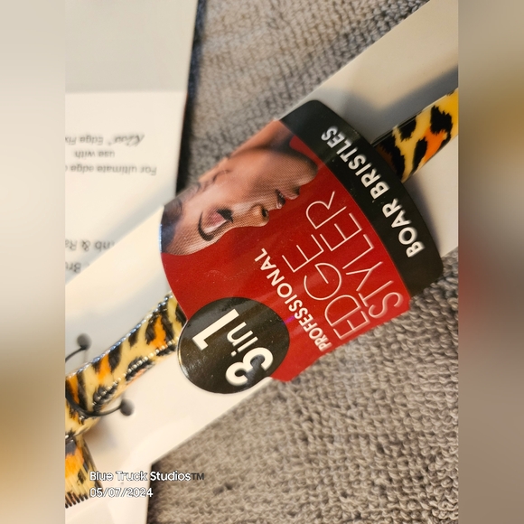 KISS Professional Edge Styler | 3 in 1 | Brush Comb Rattail | Set of 2 - Picture 7 of 7